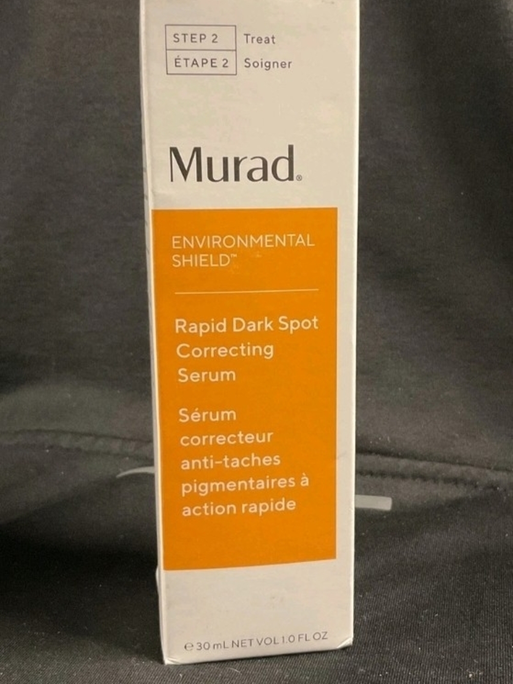 Murad Rapid Dark Spot Correcting Serum – White & Orange Accent